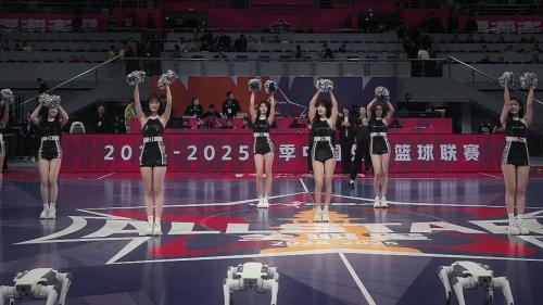 动感十足！媒体人晒WCBA全明星啦啦队的舞蹈表演视频