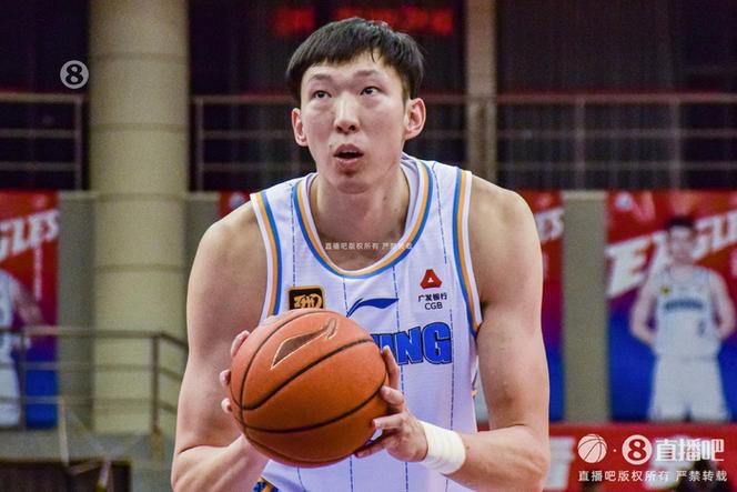 保持住啊！周琦本赛季罚球命中率回升至50%仍为生涯最差赛季