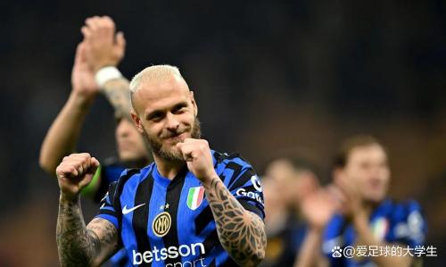 都体：国米本想与姆希塔良续约1年，他在考虑未来不排除直接退役