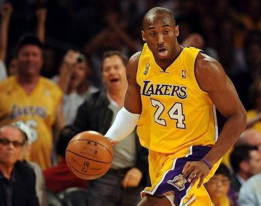 维拉纽瓦谈火箭：和执教没什么关系他们的问题是没控卫