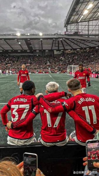 曼市双雄直接竞争！罗马诺：曼联、曼城都有意安德森+托纳利