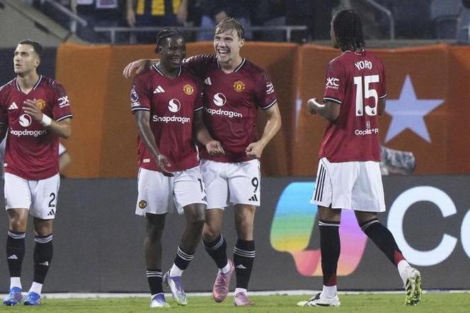 邮报：英超下赛季禁止博彩公司球衣广告，俱乐部担心影响收入