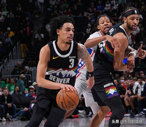 坏消息，掘金队在11693战胜勇士队比赛中卡姆约翰逊因伤离场